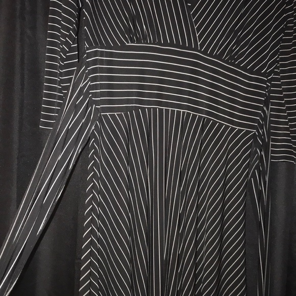 Black striped knee length dress - Picture 2 of 2